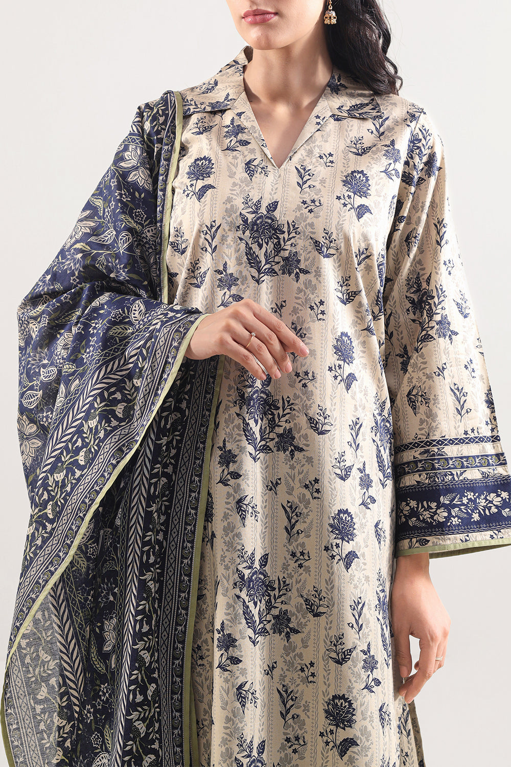 Unstitched Printed Lawn 3 Piece